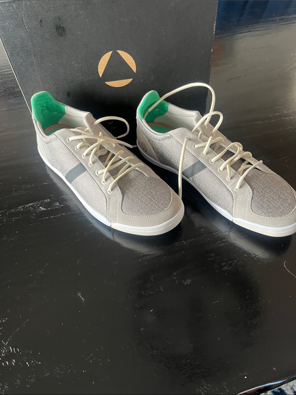PLAE Men's Gray Sneakers with Green Lining